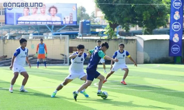 Sự phát triển của bóng đá phủi