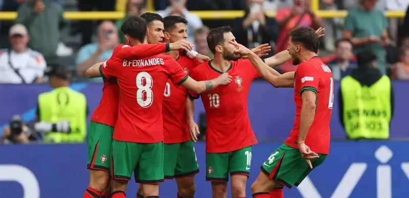 Phong độ của Colombia vs Bồ Đào Nha đều ổn định
